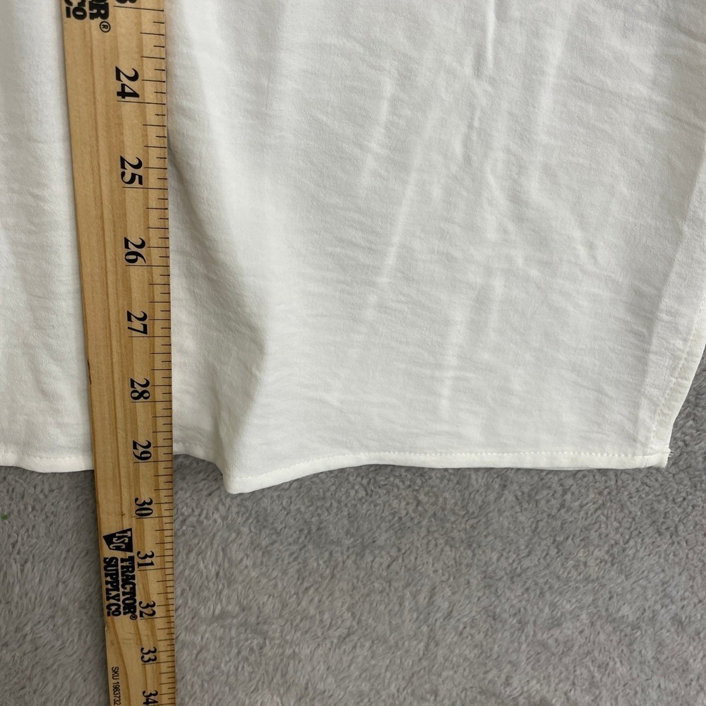 NEW Hilary Radley Women's L White Button Down Long Sleeve Shirt Top Polyester - Picture 5 of 11